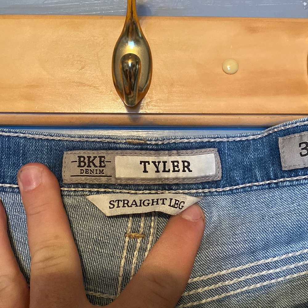 Buckle mens jeans